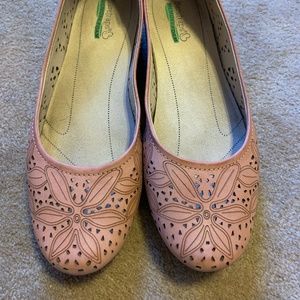 Baretraps Mariah Flats Size 8 1/2M